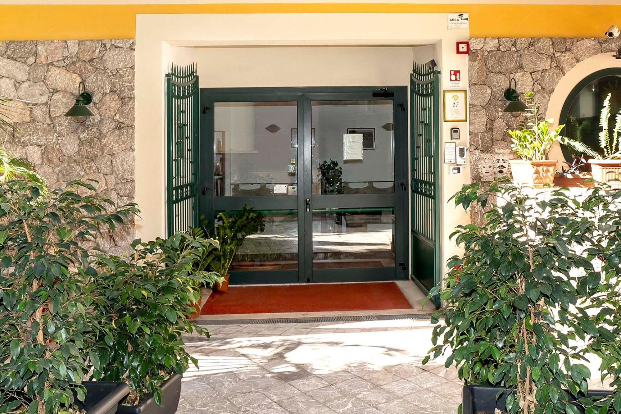 Le Tartarughe Aparthotel Letoianni Exterior foto