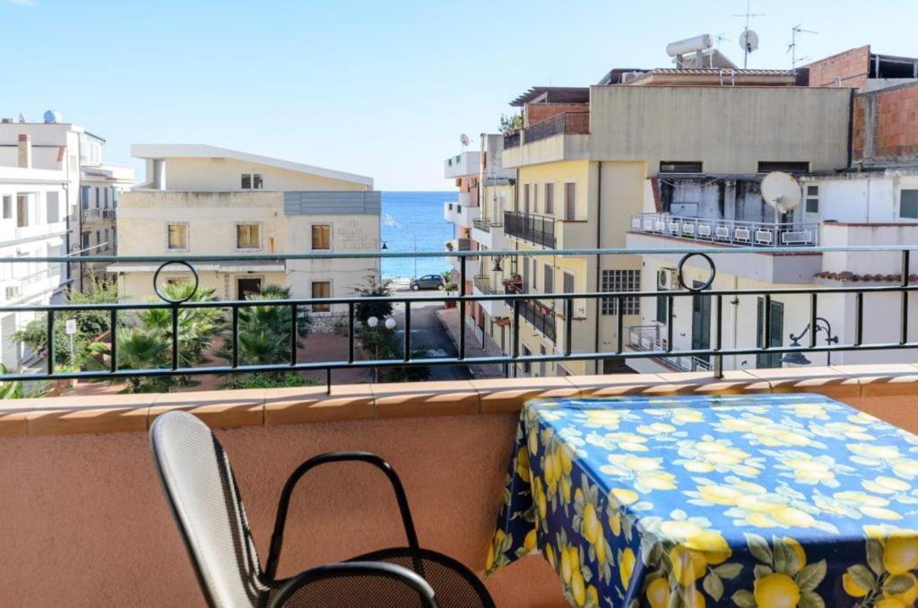 Le Tartarughe Aparthotel Letoianni Exterior foto