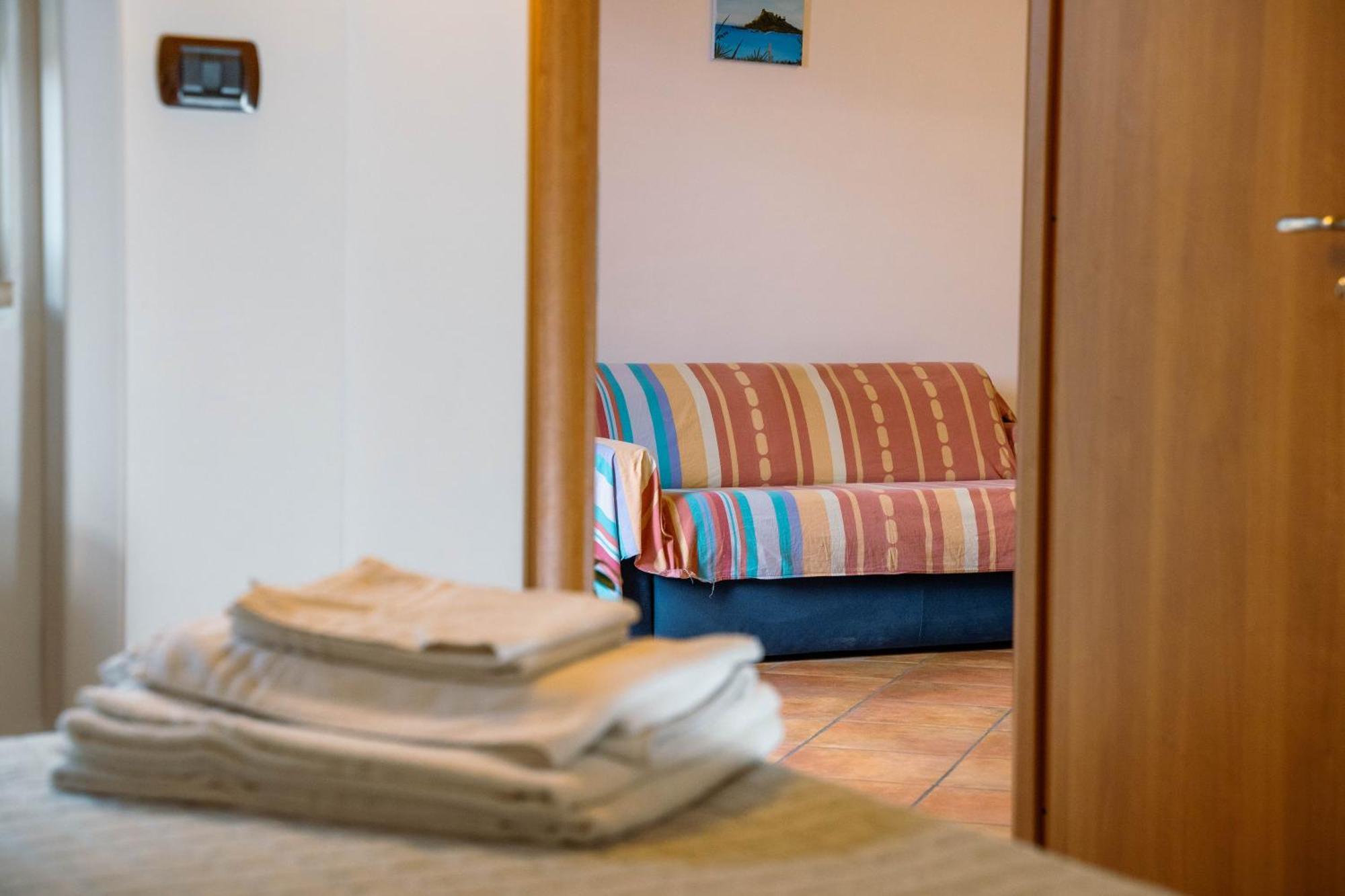 Le Tartarughe Aparthotel Letoianni Exterior foto