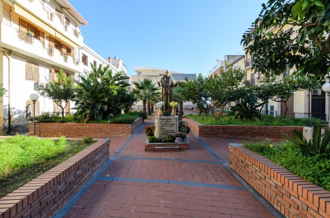 Le Tartarughe Aparthotel Letoianni Exterior foto