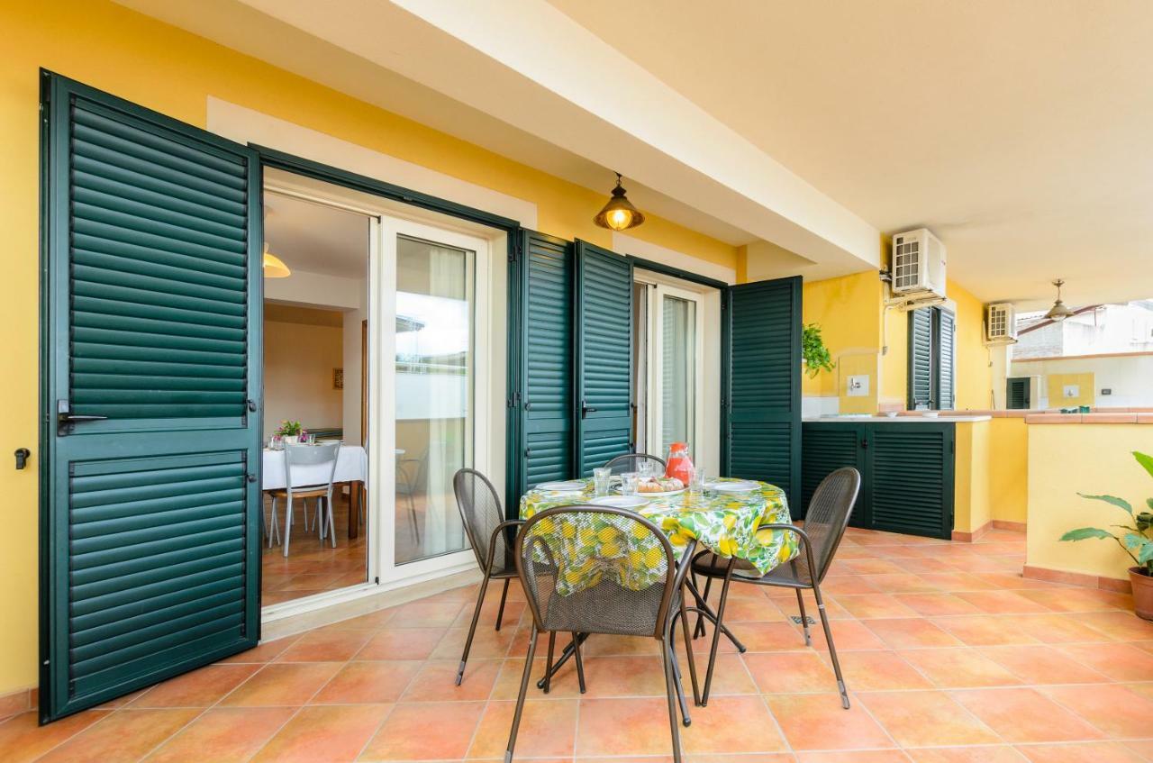 Le Tartarughe Aparthotel Letoianni Exterior foto